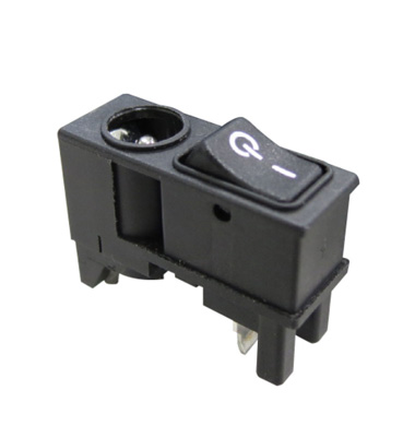 復(fù)合式電源帶翹板開關(guān)